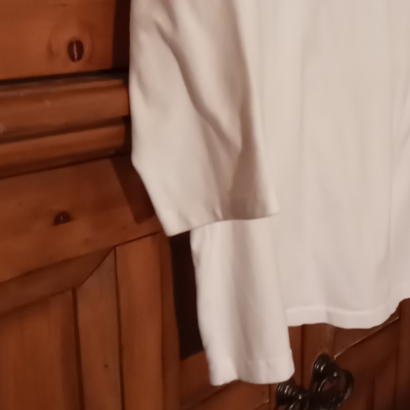 🟢 V-neck & back Ladies top - Picture 7 of 7